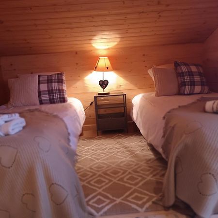 Charming Family Chalet For 8 People, With Private Hot Tub Les Clefs Dış mekan fotoğraf