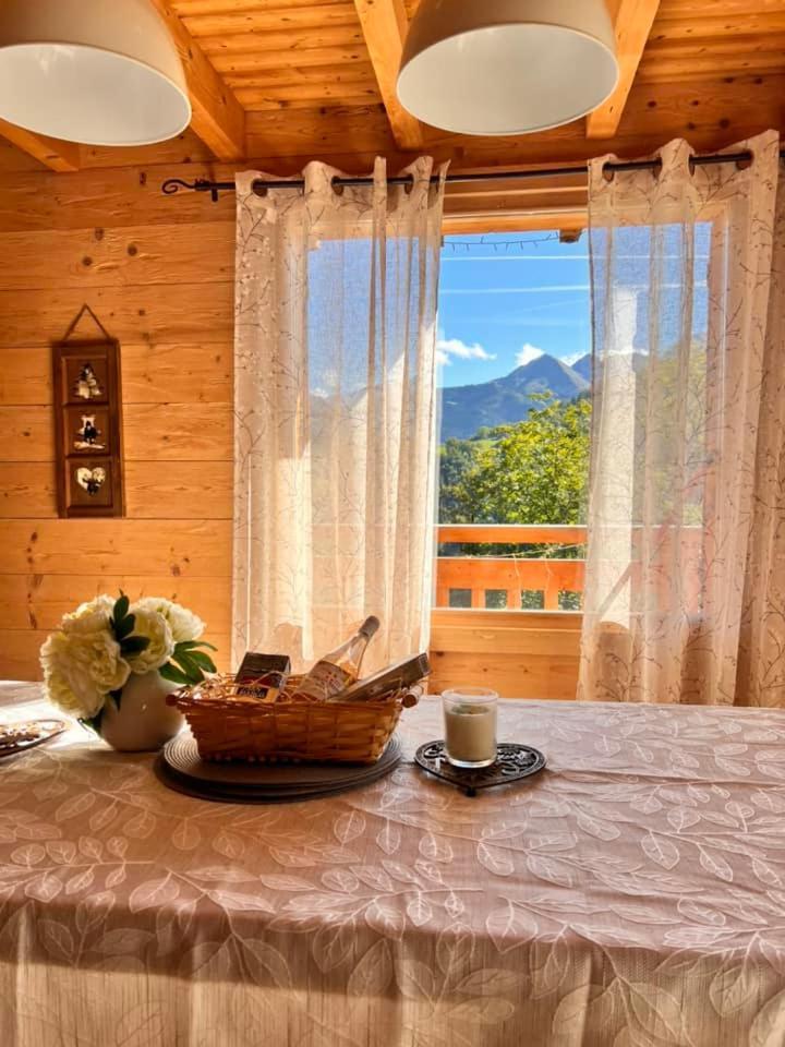 Charming Family Chalet For 8 People, With Private Hot Tub Les Clefs Dış mekan fotoğraf