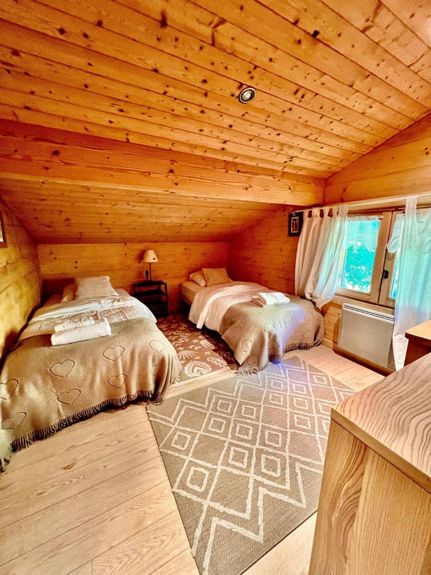 Charming Family Chalet For 8 People, With Private Hot Tub Les Clefs Dış mekan fotoğraf
