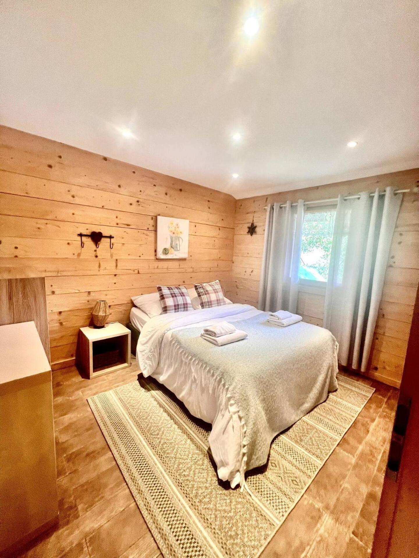 Charming Family Chalet For 8 People, With Private Hot Tub Les Clefs Dış mekan fotoğraf