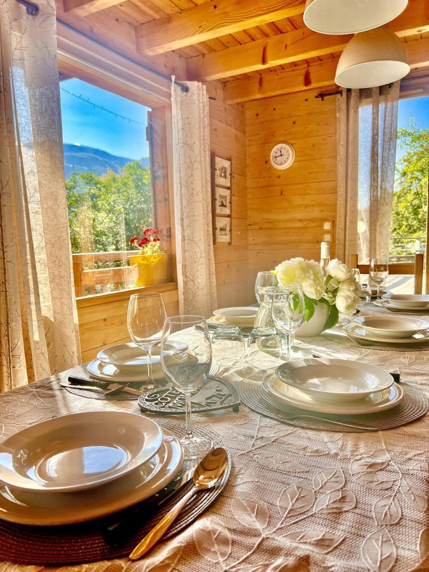 Charming Family Chalet For 8 People, With Private Hot Tub Les Clefs Dış mekan fotoğraf